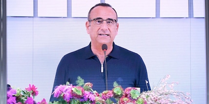 Sanremo 2025: le risposte di Conti su Fedez, televoto 'truccato' e coltello di Striscia la Notizia