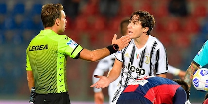 L'arbitro di Juve-Empoli: quanti rigori! E il primo rosso a Chiesa...