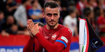 Kostic, assist Mourinho a Giuntoli: come può arrivare il tesoretto Juve