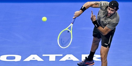 Berrettini, la super rimonta su Tsitsipas non riesce: ko ai quarti di Dubai