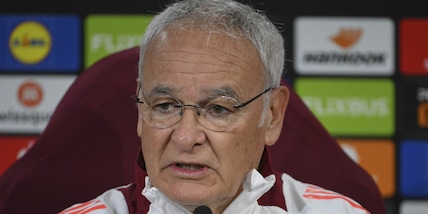 Ranieri, caso Hummels e Dybala: “Tutti devono correre, lui si diverta”