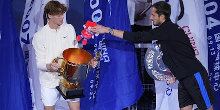 “È sicuramente favorevole”: sincerità Medvedev, il commento su Sinner stupisce