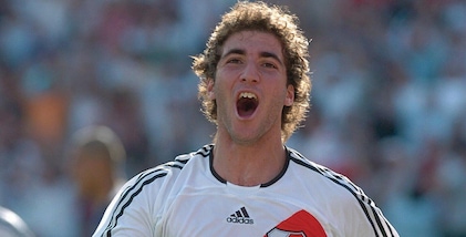 Higuain, papà racconta il post Juve: "Mi disse che non si sentiva all'altezza"