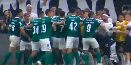 Depay umilia e deride gli avversari: si scatena l'inferno tra Corinthians e Palmeiras