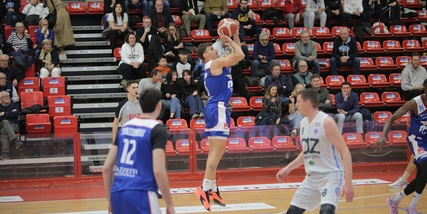 Continua la corsa della Novipiú: battuta anche Saronno