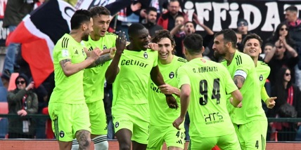 Pisa, tris a Cosenza e Serie A più vicina. Sprofonda la Samp, è tris Frosinone