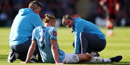 Haaland in stampelle, c'è il comunicato City: quanto resterà fuori