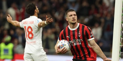 Milan di rimonta sulla Fiorentina: il 2-2 frena entrambe nella corsa Champions