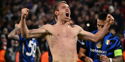 Frattesi si emoziona per la nonna: "Da lassù avrà tirato qualche strillo"