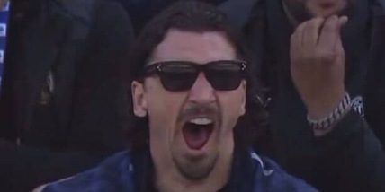 Ibrahimovic sbadiglia guardando il Milan perdere 3-0 la finale