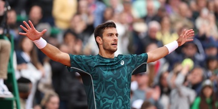 Musetti fa suo il derby e torna ai quarti di Montecarlo: Berrettini battuto