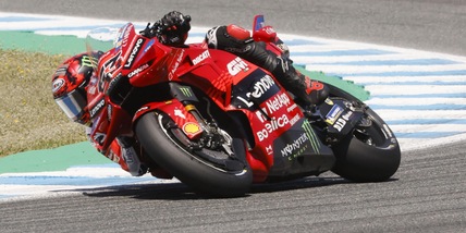 Bagnaia terzo, il GP di Spagna lo vince Alex Marquez: Marc cade subito