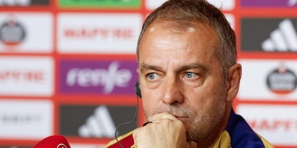 Flick, doppio annuncio prima di Inter-Barcellona: uno è su Lewandowski…