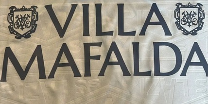 Villa Mafalda sulle maglie Lazio per la sfida contro la Juve