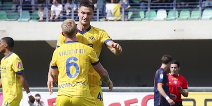 Coppola risponde a Krstovic: Verona quasi salvo, il Lecce aggancia l'Empoli