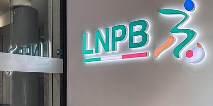 Clamoroso in Serie B, playout rinviati. Indagini e comunicato: che succede