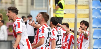 Playoff Serie C: colpo Vicenza a Crotone, Pescara super rimonta a Pesaro, Ternana ko