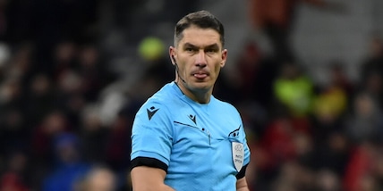 Severo, inflessibile, rigoroso: chi è Kovacs l'arbitro di Psg-Inter