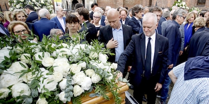 Funerali Pellegrini, Milano si ferma per l'ultimo saluto all'ex presidente Inter: chi c'era