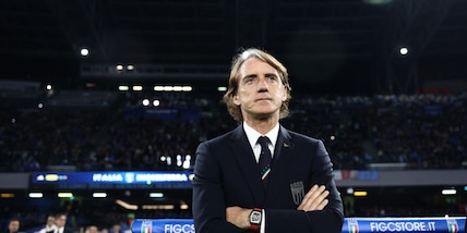 Mancini pentito: "Un errore lasciare l'Italia". Poi dribbla Spalletti-Acerbi