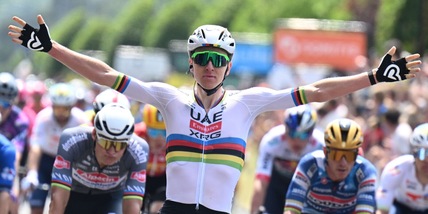 Meraviglia Pogacar: sprint capolavoro