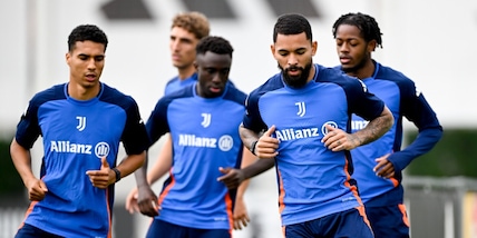 La Juve si allena e ritrova Kostic: quando si parte per gli Stati Uniti