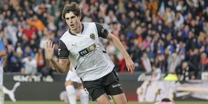 Calciomercato Milan, Guerra per il 4-3-3 di Allegri. E il centravanti...