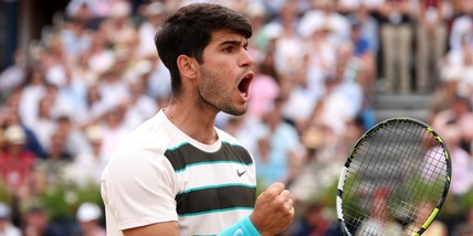 Alcaraz inarrestabile: batte Lehecka, trionfa al Queen’s, punta il numero 1 di Sinner