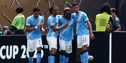 Goleada City ma Guardiola mastica amaro: alla Juve basta un pari per il primato nel girone