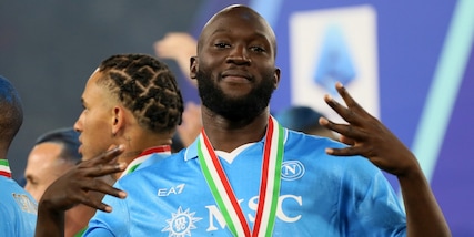 Lukaku sferza l'Inter: "Li abbiamo dominati, loro perdono a Roma e Conte ci dice 'Ragazzi, ci siamo'"