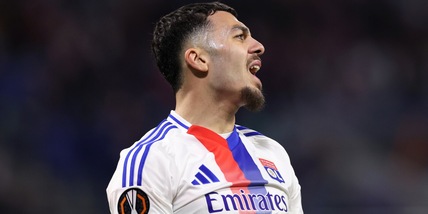 Lione retrocesso per 550 milioni di debiti! Decisione clamorosa in Francia, è caos