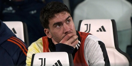 Svolta Vlahovic, l’agente va dalla Juve: sul tavolo anche la risoluzione del contratto