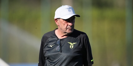 Lazio, 'il capo è a casa': Sarri guida l'allenamento dopo gli accertamenti medici