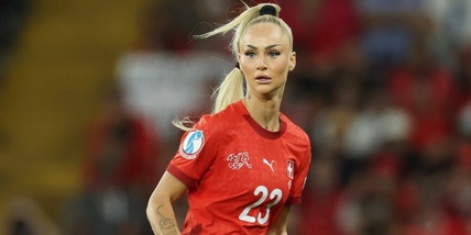 Alisha Lehmann, spunta una guardia del corpo: "Vista la sua fama..."