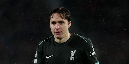 Chiesa escluso dal ritiro Liverpool: addio vicino e il Napoli ci pensa