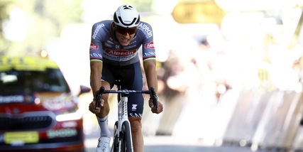 Van der Poel ha la polmonite: annunciato il ritiro dal Tour de France