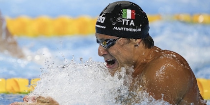 Martinenghi d’argento nei 100 rana: “Tutta la notte in bagno”. Bronzo Ceccon nei 50 delfino