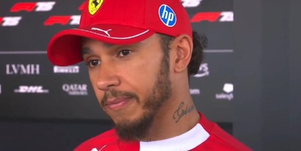Hamilton, frustrazione totale: "Forse la Ferrari deve cambiare pilota"