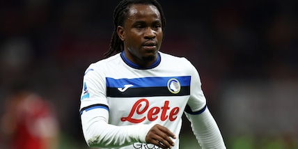 Lookman è tornato a Bergamo: si allenerà a Zingonia da solo fino alla fine del calciomercato