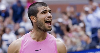 Alcaraz vola in finale agli US Open contro Sinner: Djokovic ko in tre set