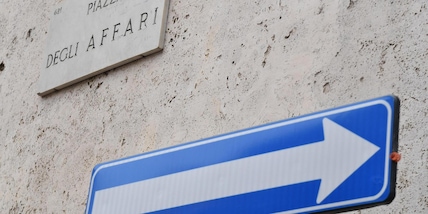 Borsa: Milano parte positiva (+0,5%), in luce Leonardo