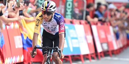 Vuelta, ancora caos  Bernal torna grande