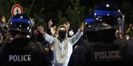 Primi 'blocchi' in Francia, 75 arresti a Parigi