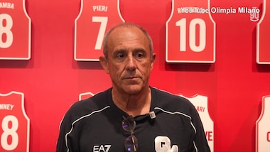 Messina ricorda Armani e poi sottolinea: "Questa è la stagione più dura per qualsiasi squadra di EuroLeague"