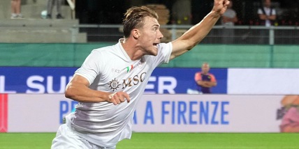 De Bruyne, Hojlund e Beukema: tris Napoli, Conte ancora imbattuto