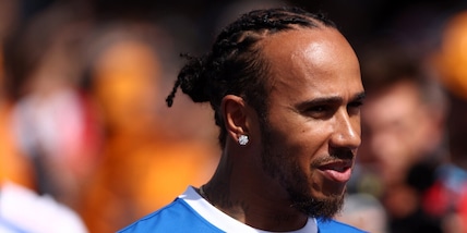 Hamilton in prima fila per Gaza: "Non possiamo restare a guardare questo genocidio senza fare nulla"