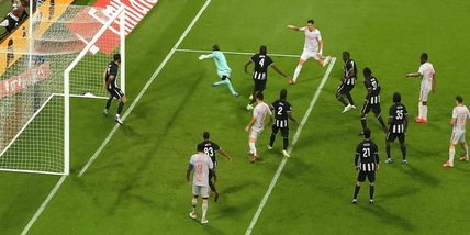 Il Lione aggancia il Psg, risalgono Stoccarda e Betis