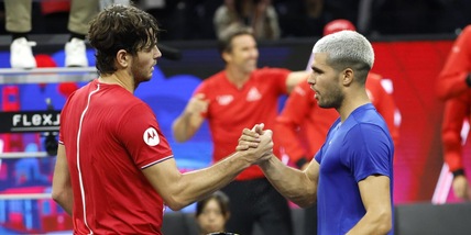 Alcaraz, clamoroso ko in Laver Cup. Il Team World rimonta e comanda 9-3