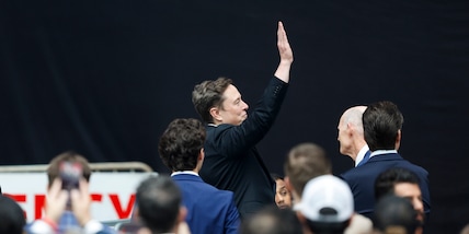 Colloquio fra Trump e Musk ai funerali di Kirk