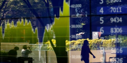 Borsa: Asia debole ma la Cina tiene con il tech, lente sulla Fed